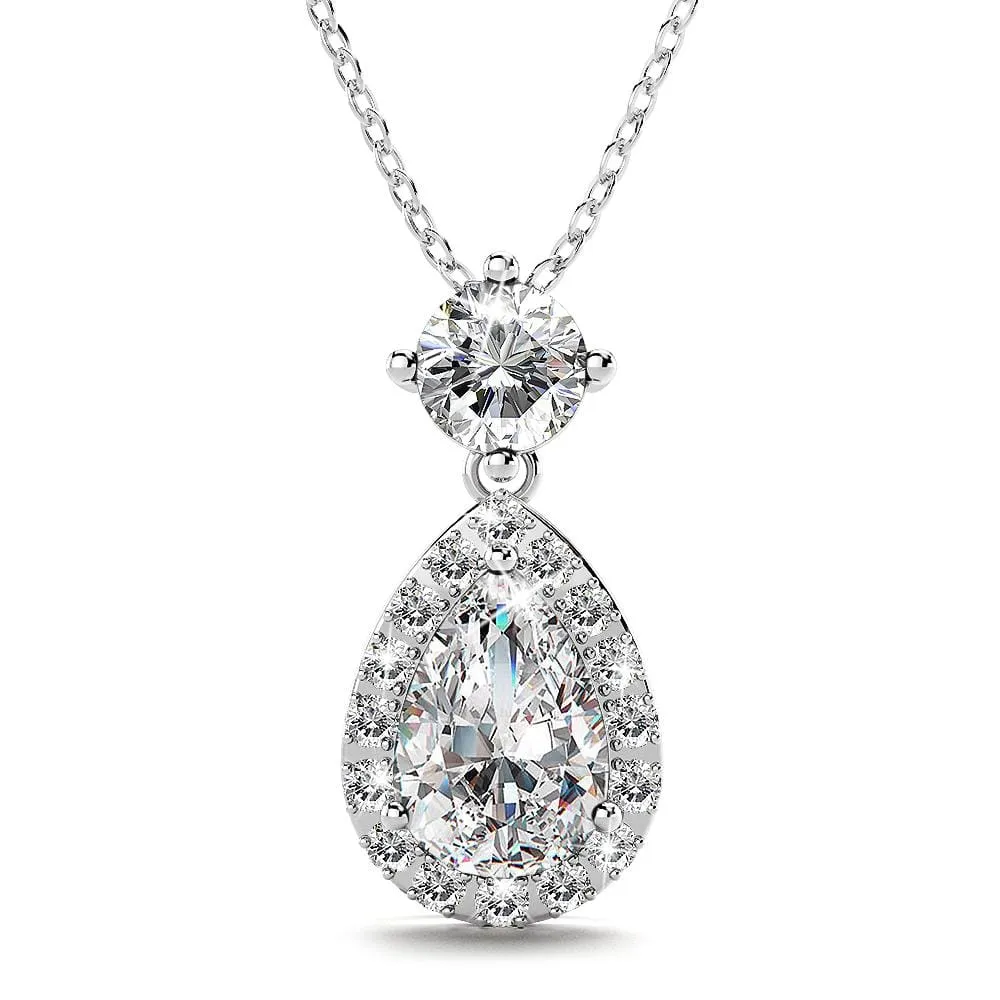 Mystique Bloom Necklace Clear