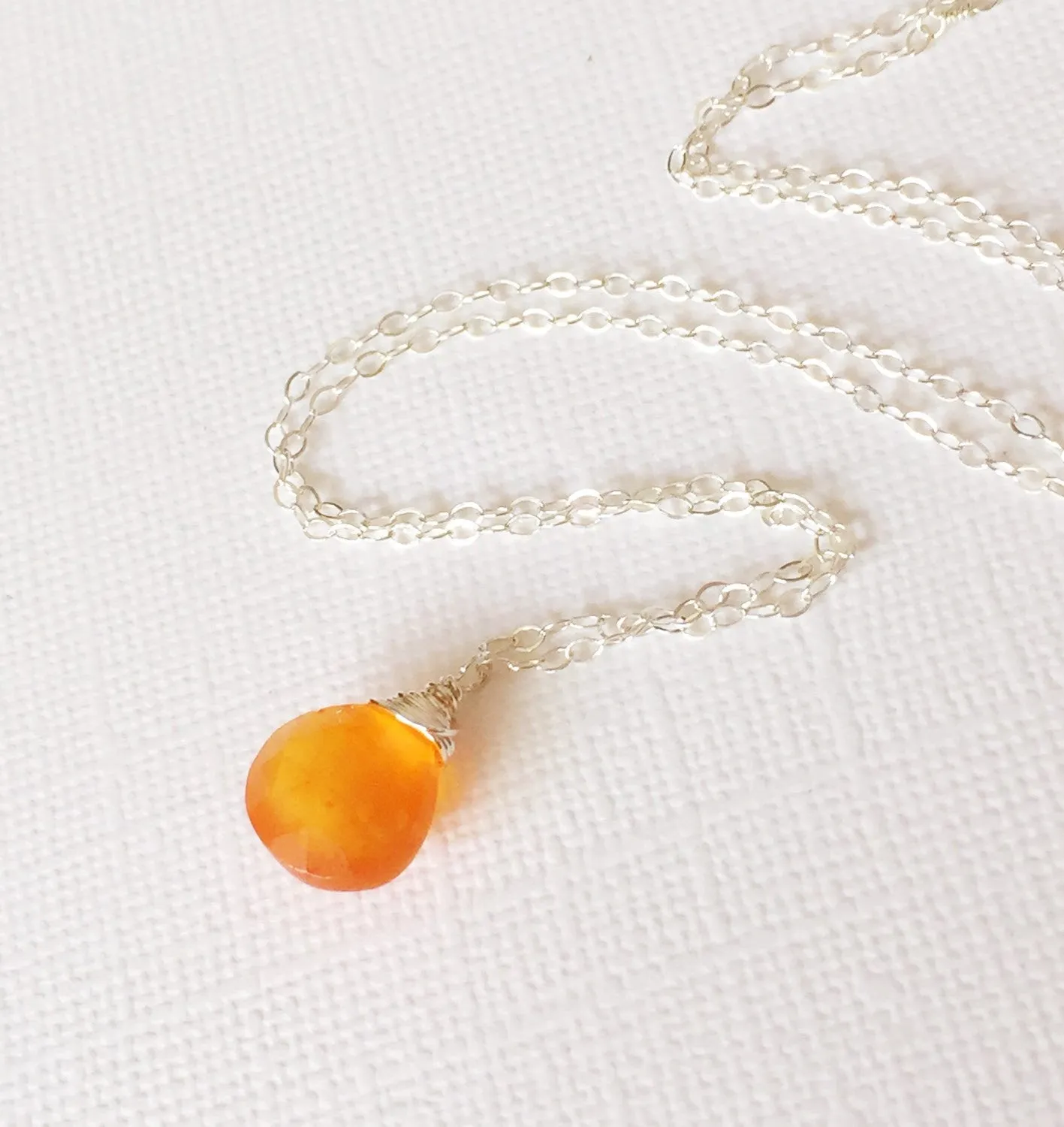 Necklace Kaipo - carnelian  (N101)
