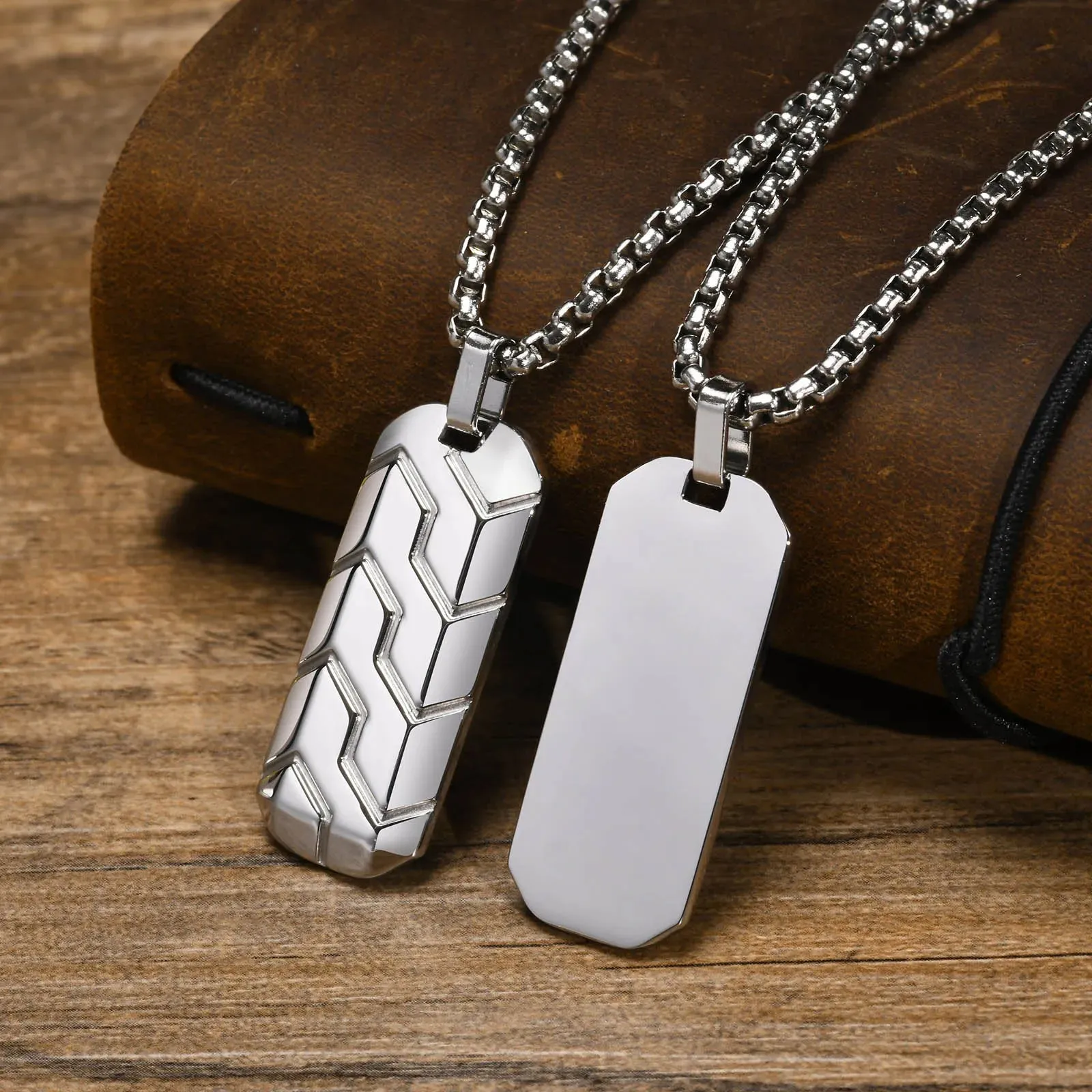 New Fashion Geometric Necklaces for Men