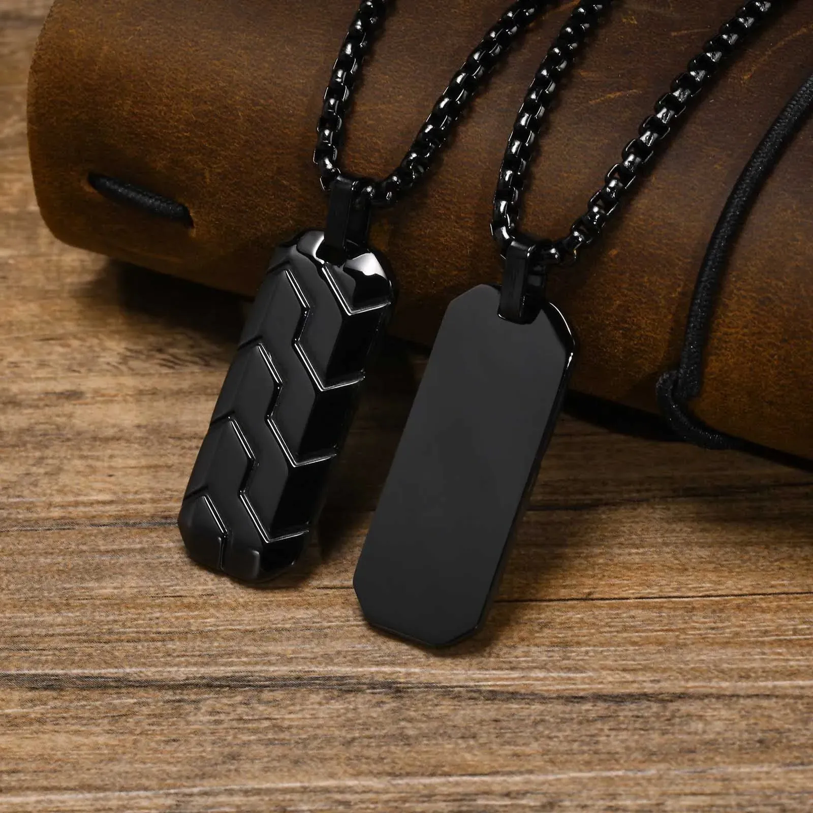 New Fashion Geometric Necklaces for Men