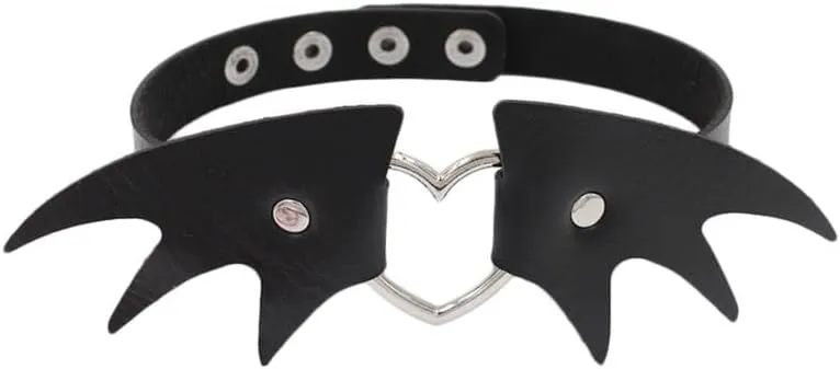 Novelty Heart-Shaped Choker Necklace for Women Adjustable Hip Hop Costume Cosplay Halloween Collar Choker