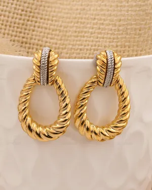 Osmold Fashionable Dangler