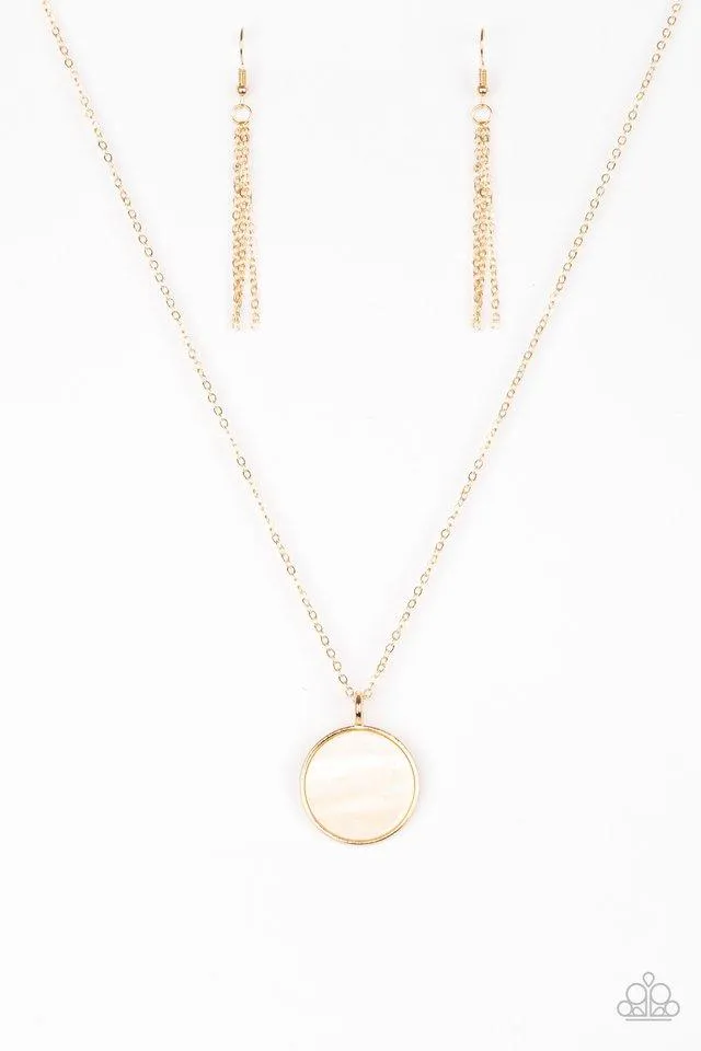 Paparazzi Necklace ~ Shimmering Seashores - Gold