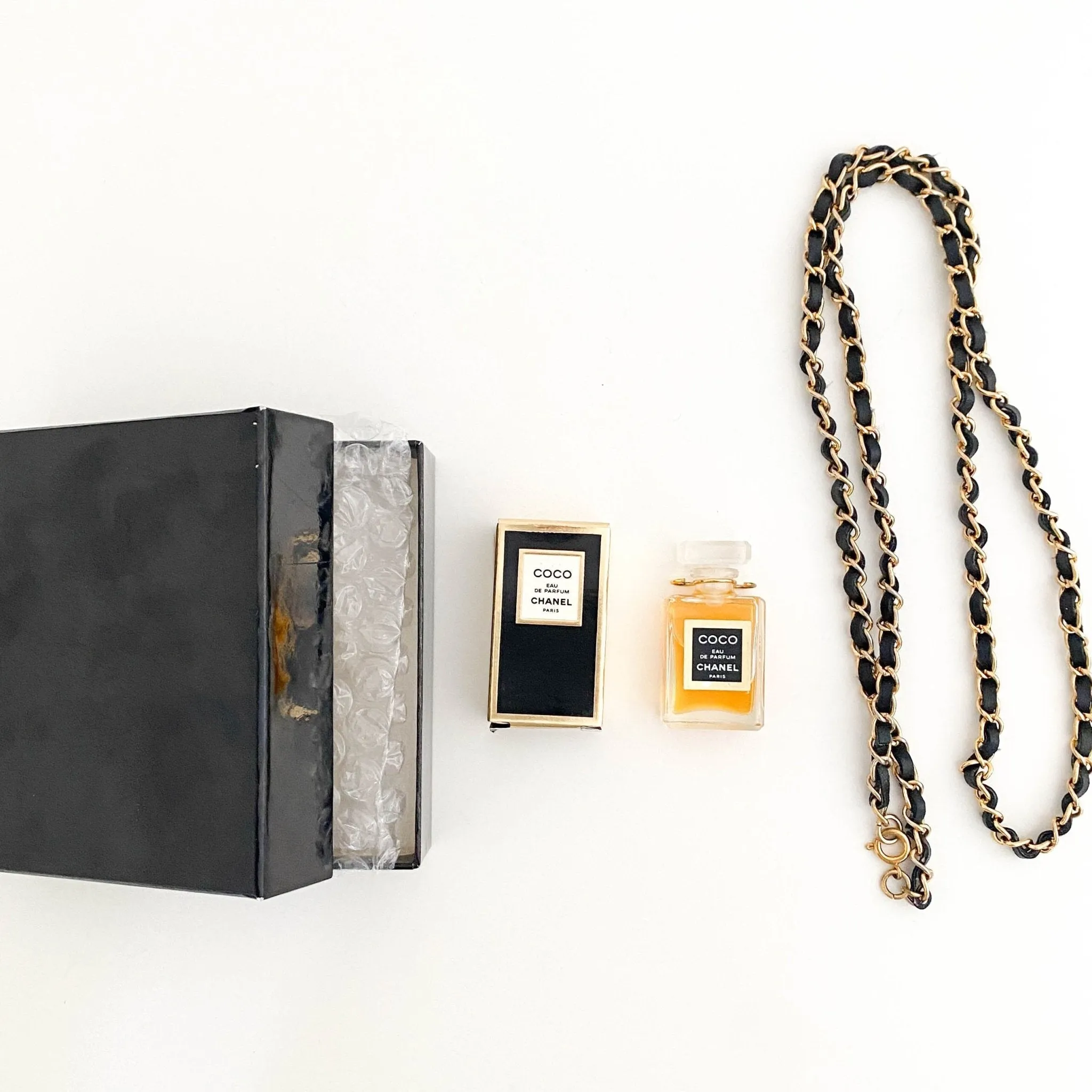 Parfum Necklace