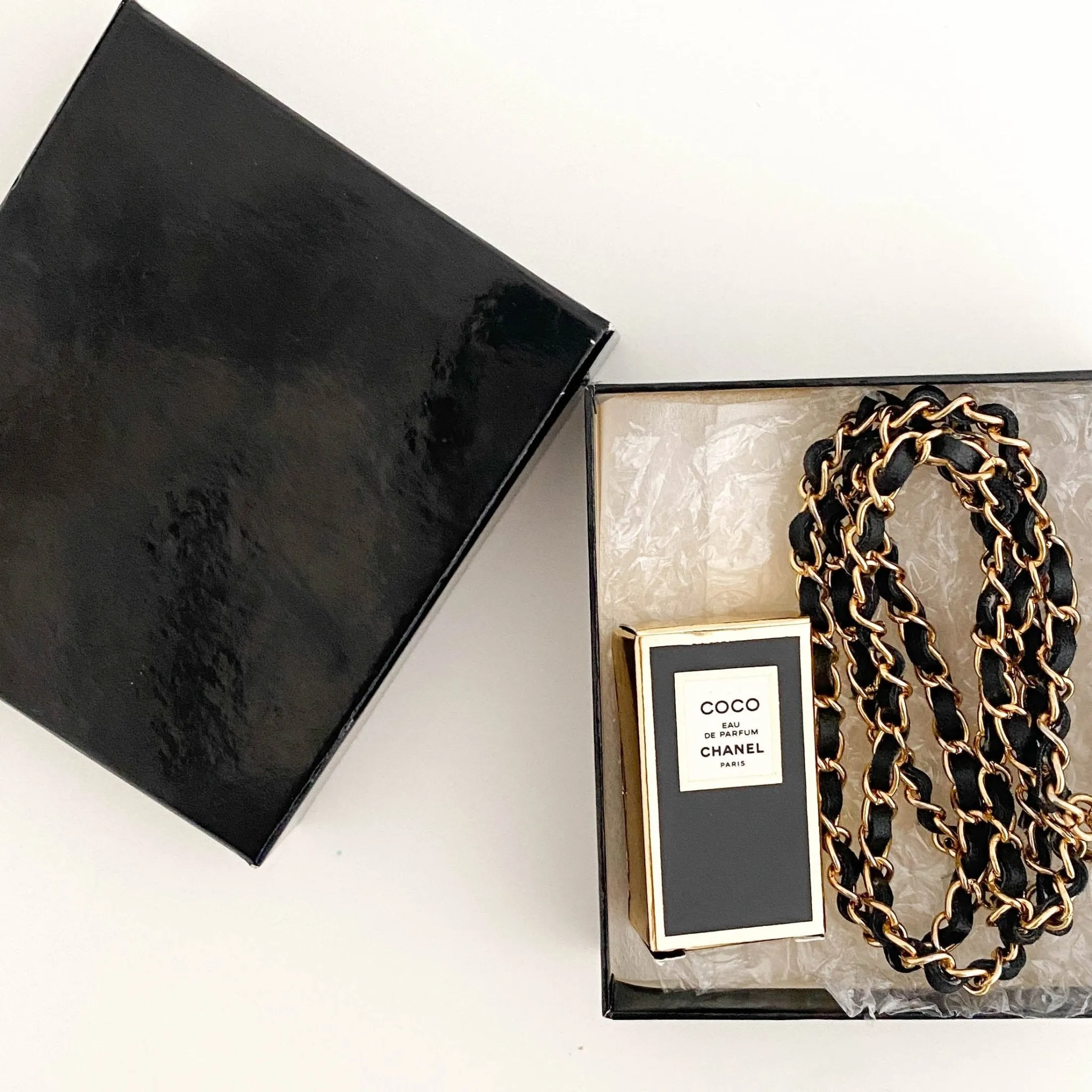 Parfum Necklace