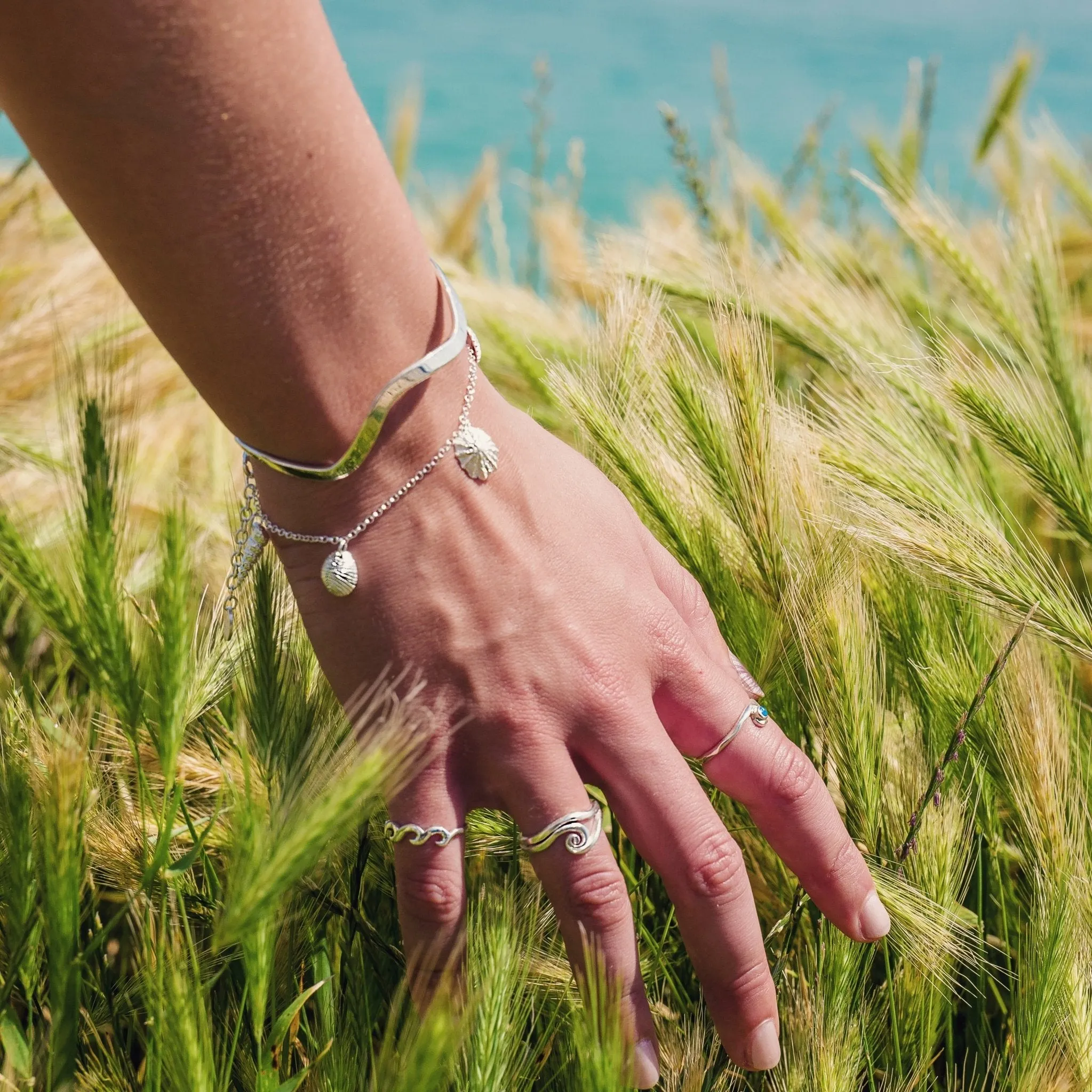 Perfect Wave Ring