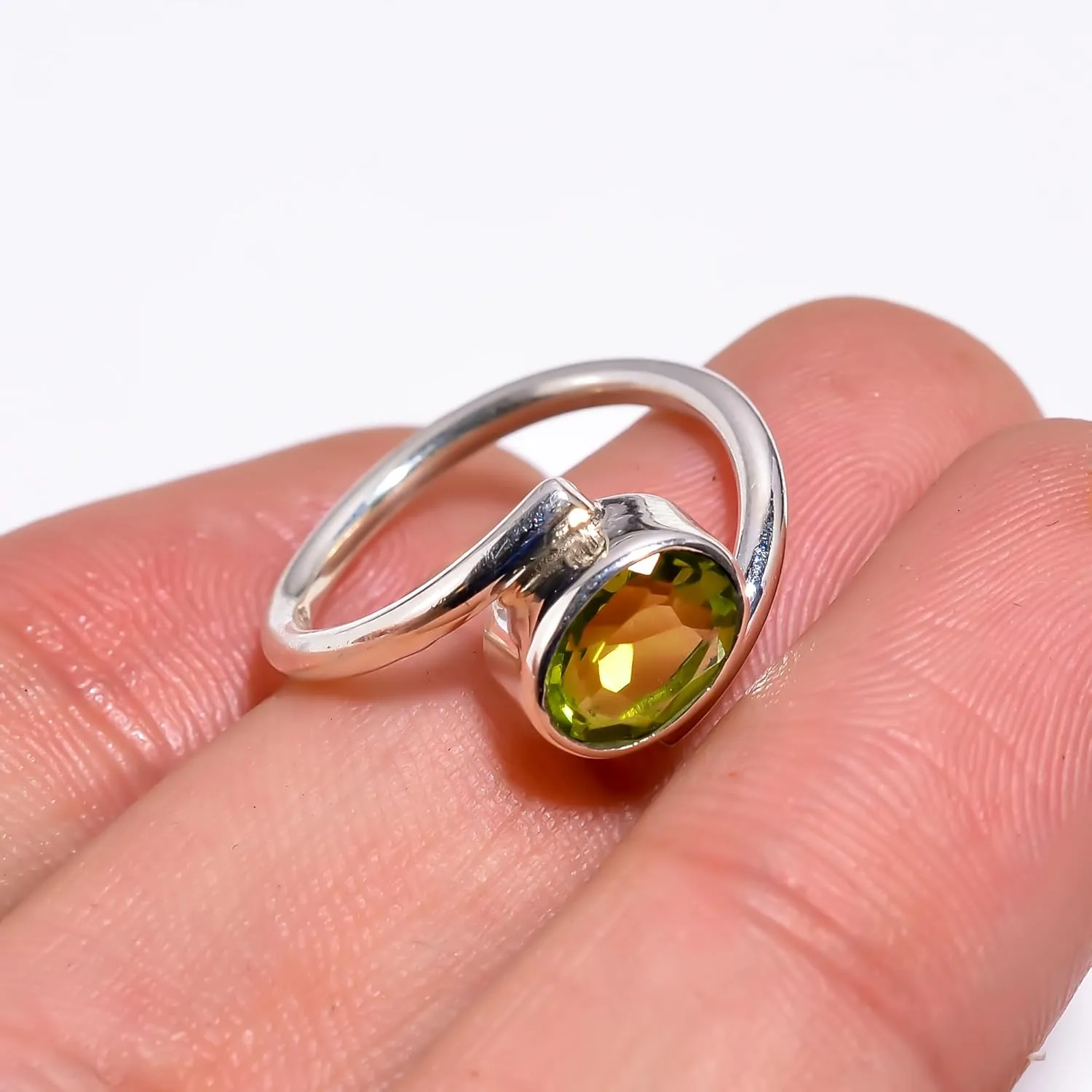 Peridot Stone Ring, 925 Sterling Silver Ring, Natural Gemstone Ring Handmade Statement Ring For Women and Girls, Christmas Gift For her, Promise Ring, Minimalist Ring (Ring Size US 7)