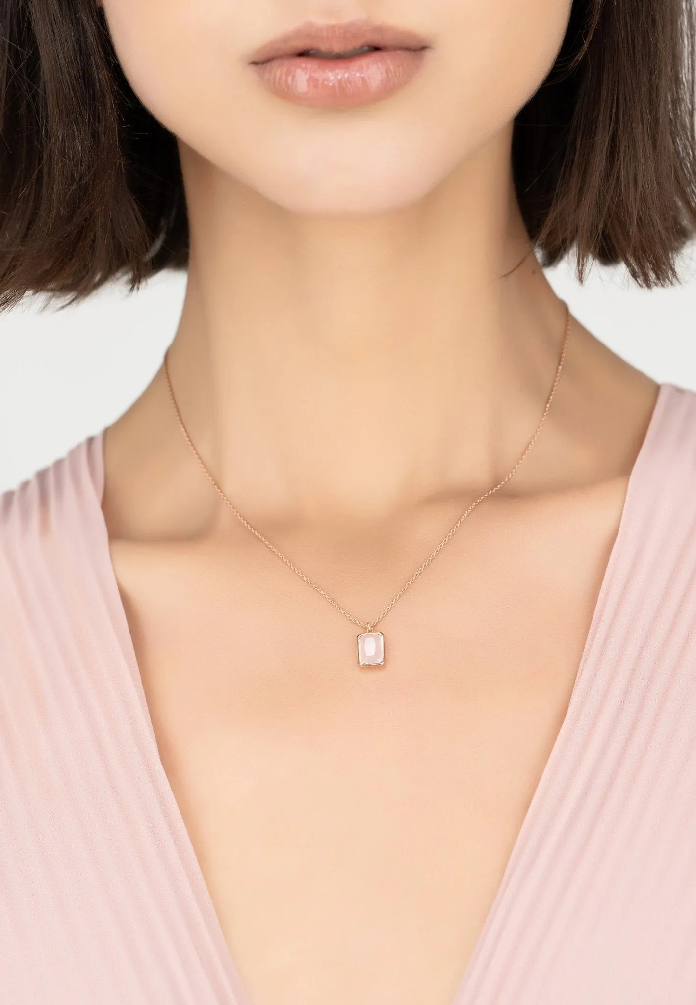 Portofino Necklace Dipped in Rose Gold Rose Quartz