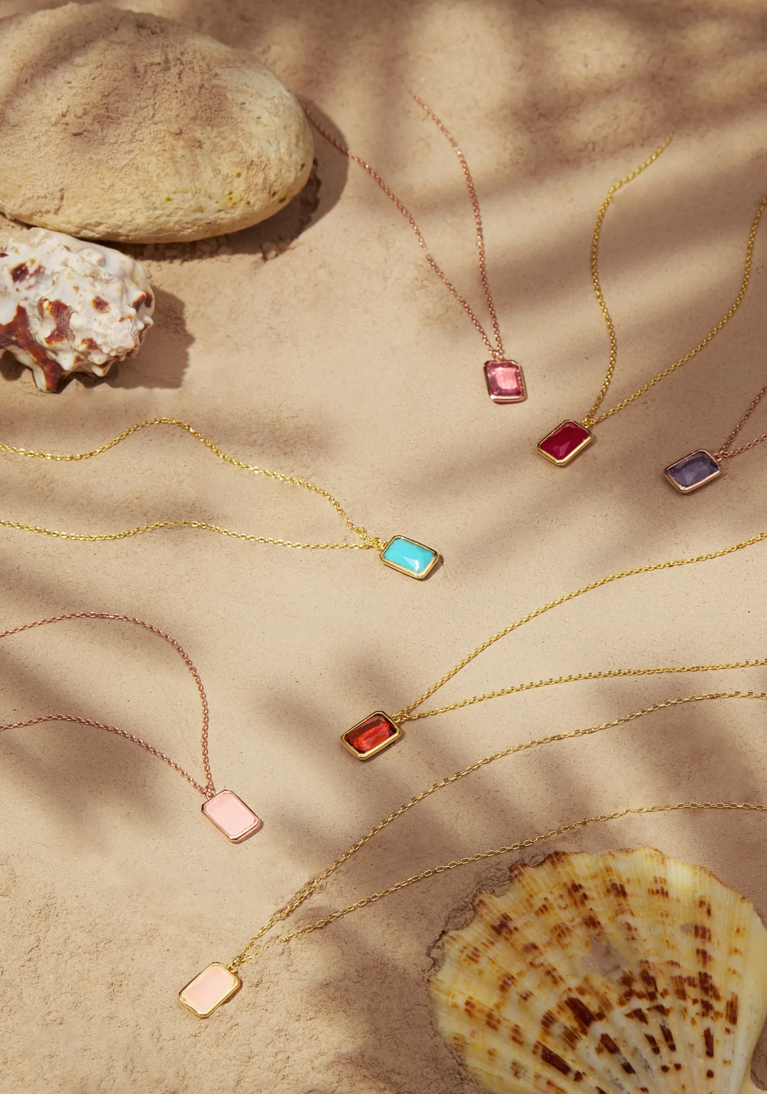 Portofino Necklace Dipped in Rose Gold Rose Quartz