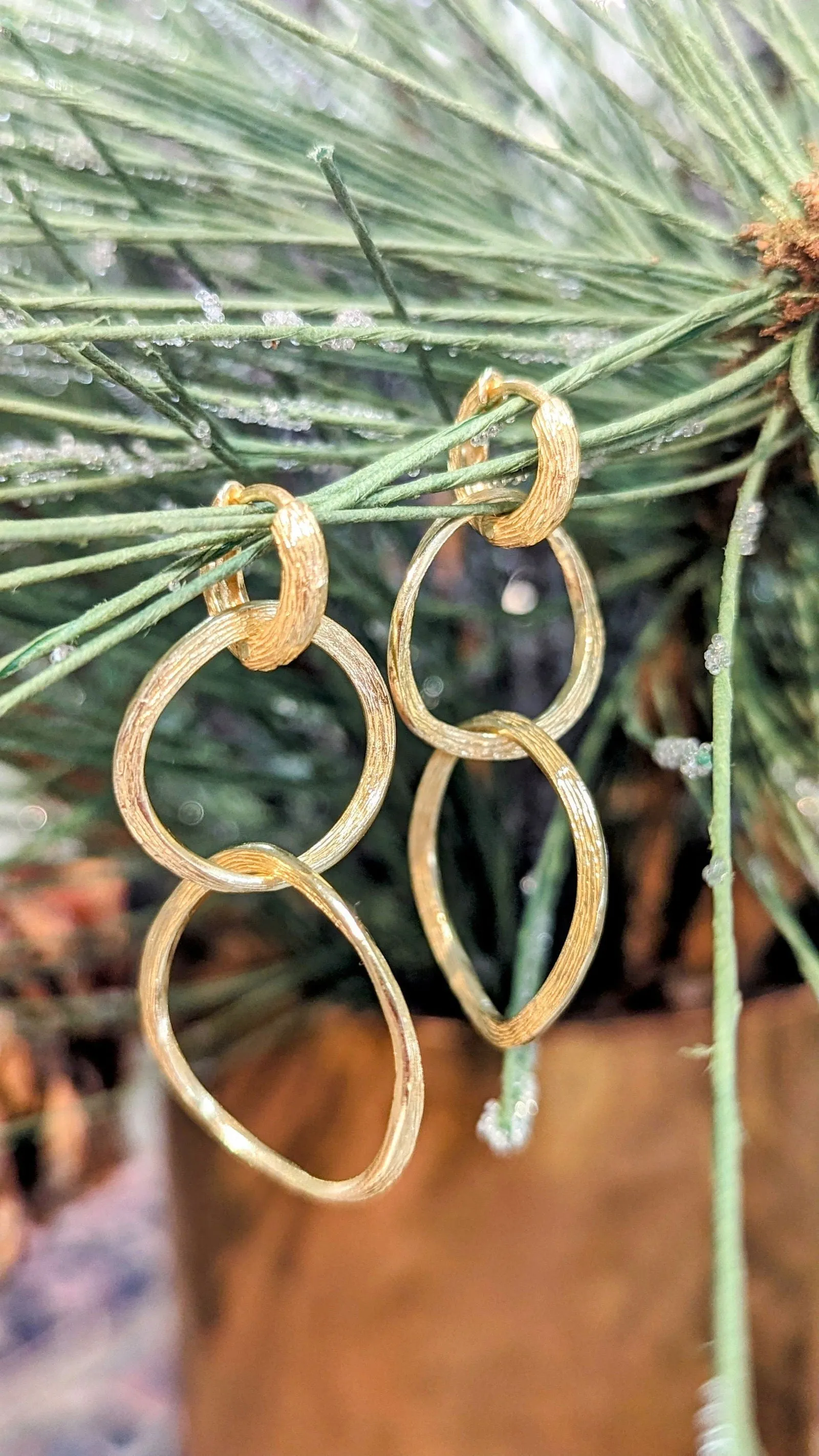 "Florence" Dangle Earring