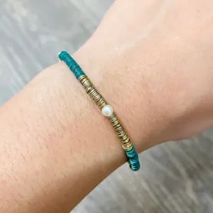 Rory Solid Color With Gold And Pearls Small Sequin Stretch Bracelet Emerald by Ink & Alloy