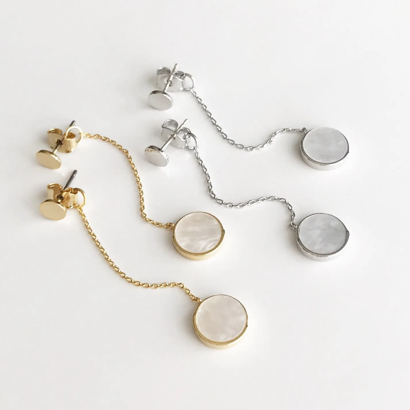 Round simple drop earrings