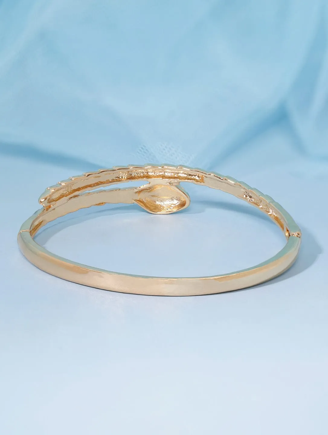 Rubans Voguish Enchanting Serpent 13K Gold Plated Emerald Zirconia Bracelet