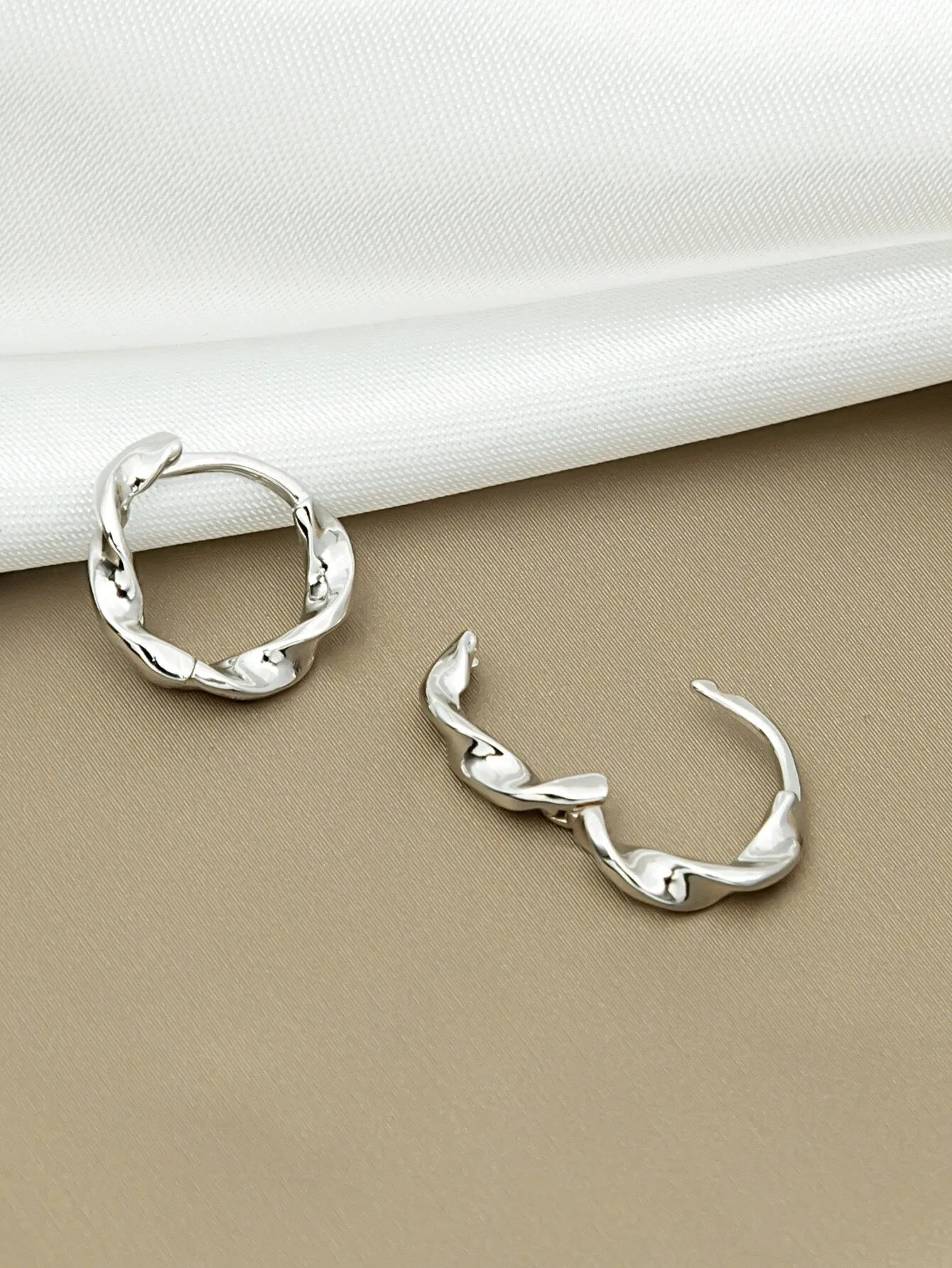 Shein Simple Hoop Earrings