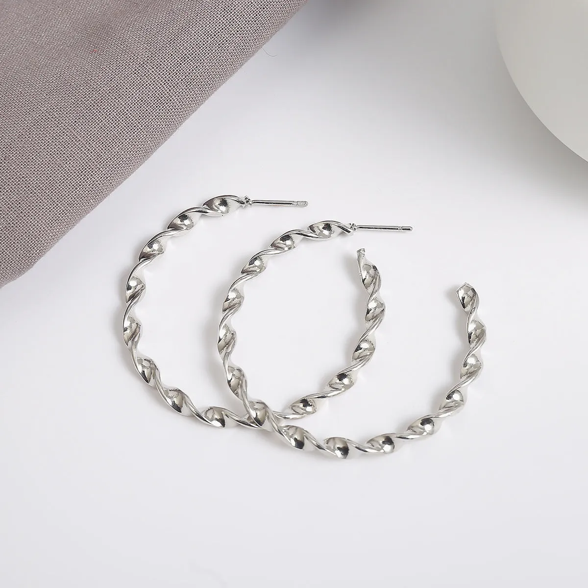 Simple Geometric Exaggerated Big Circle Earrings