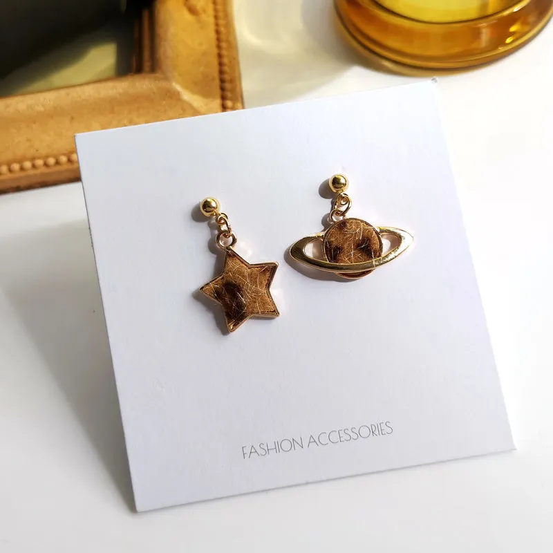 Simple geometric square earrings