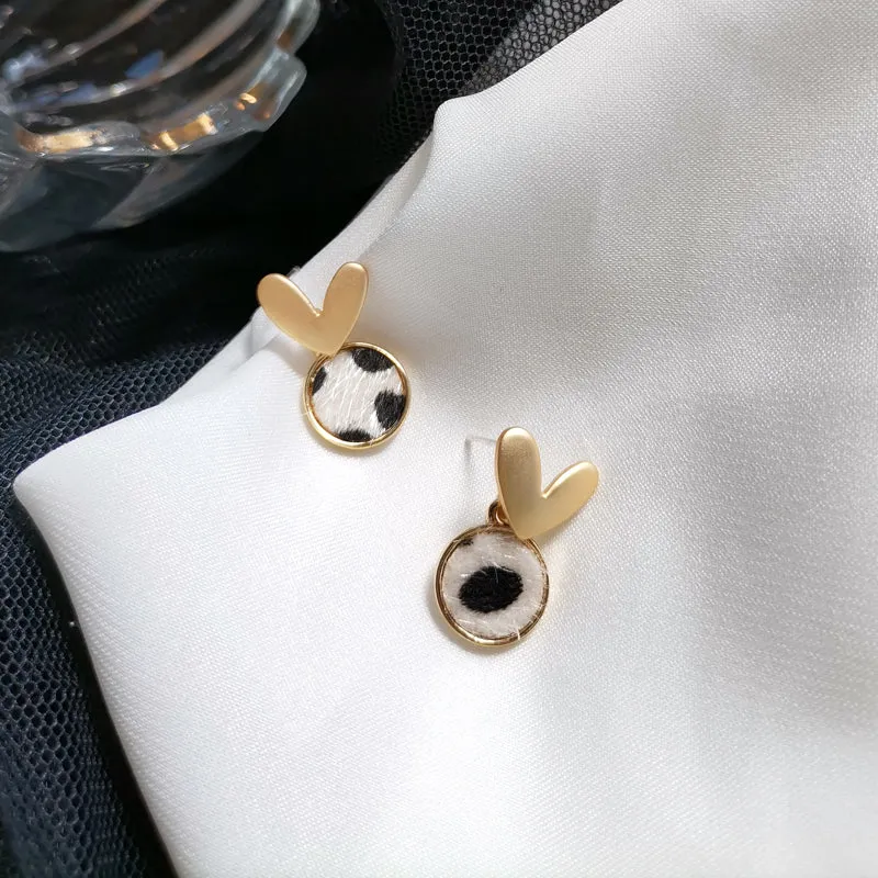 Simple geometric square earrings