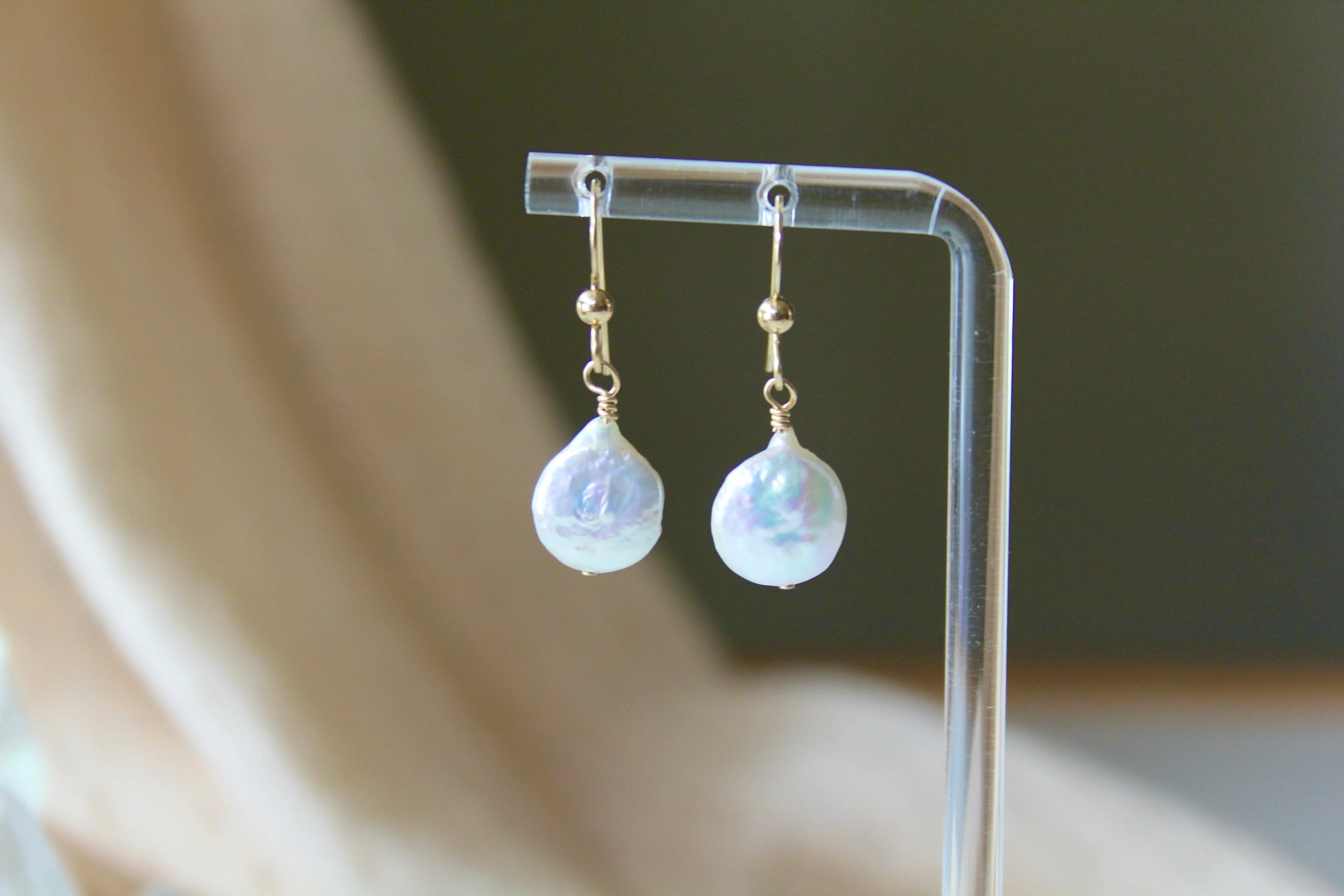 Simple Pearl Earrings