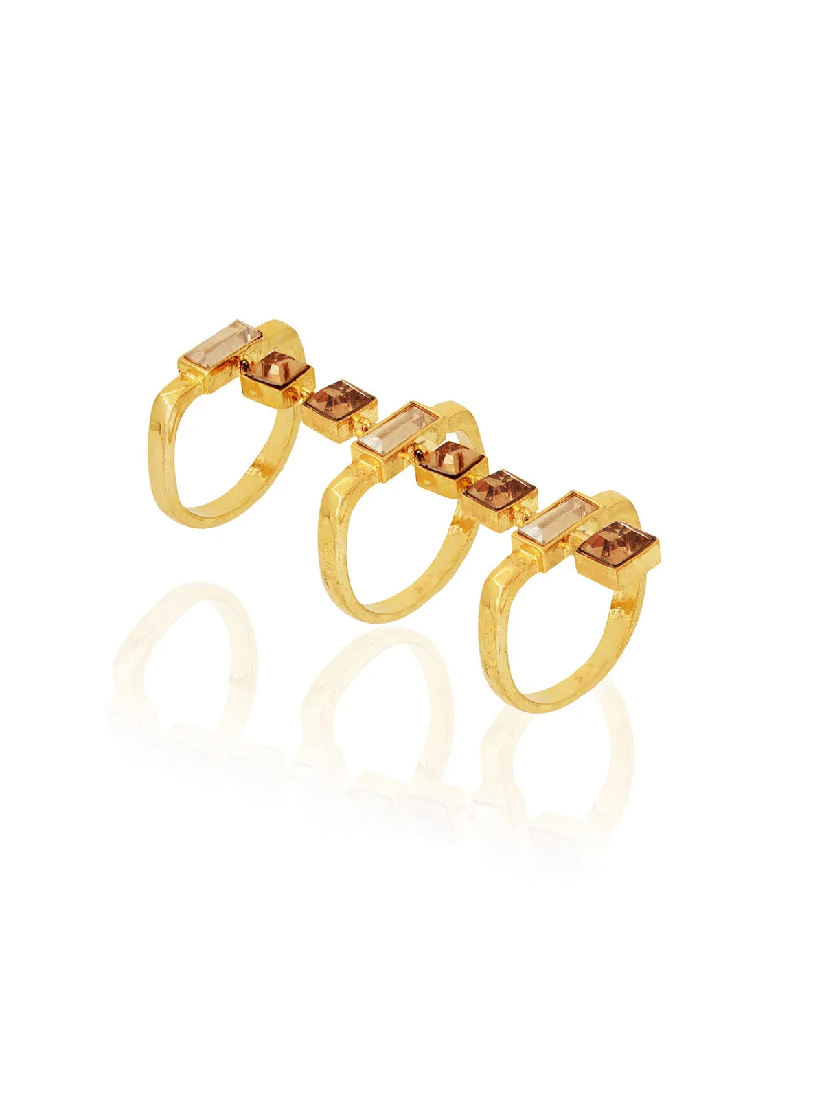 Sonali Bendre in Elongated Finger Crystal Ring