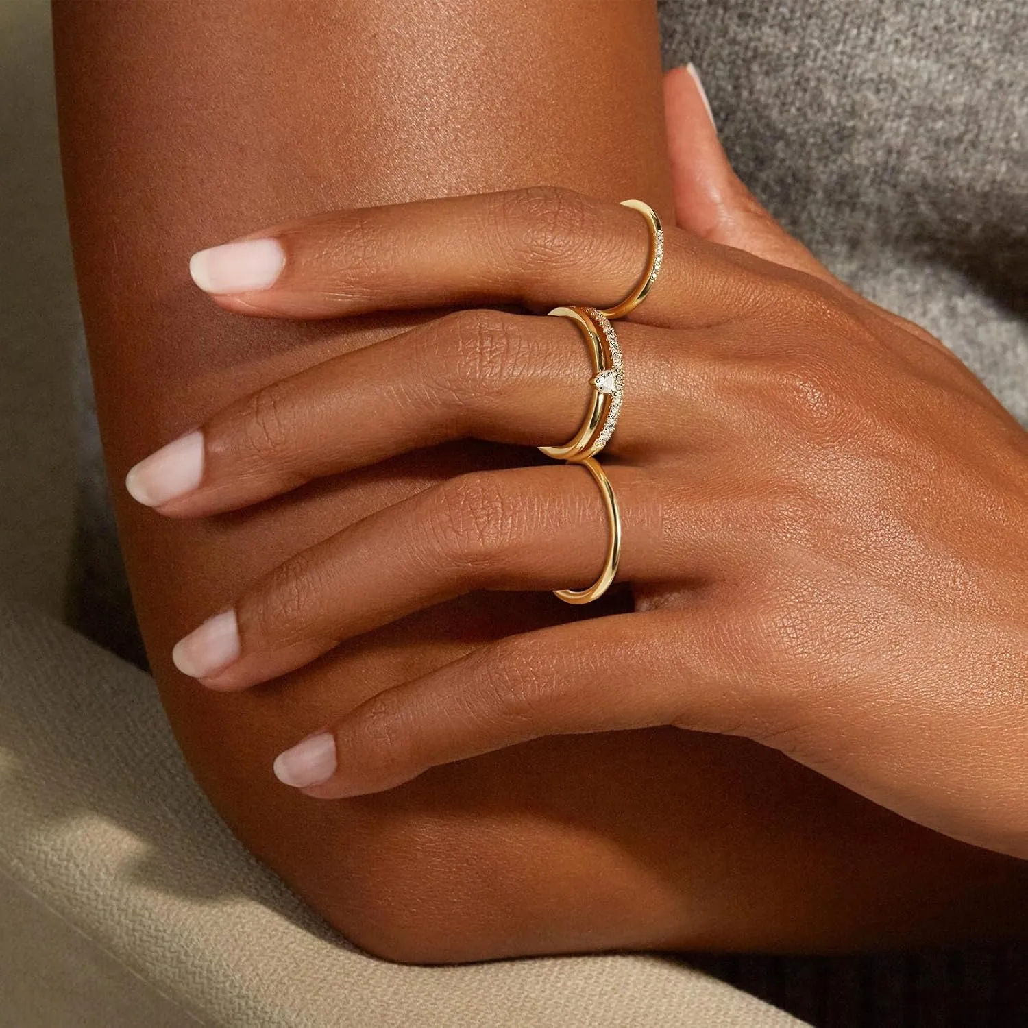 Stackable Gold Rings for Women Non Tarnish Dainty 14K Gold Plated 3/4PCS Cubic Zirconia Ring Set Thumb Rings Trendy Statement Promise Wedding Bands Engagement Rings Size 6 7 8 9 10