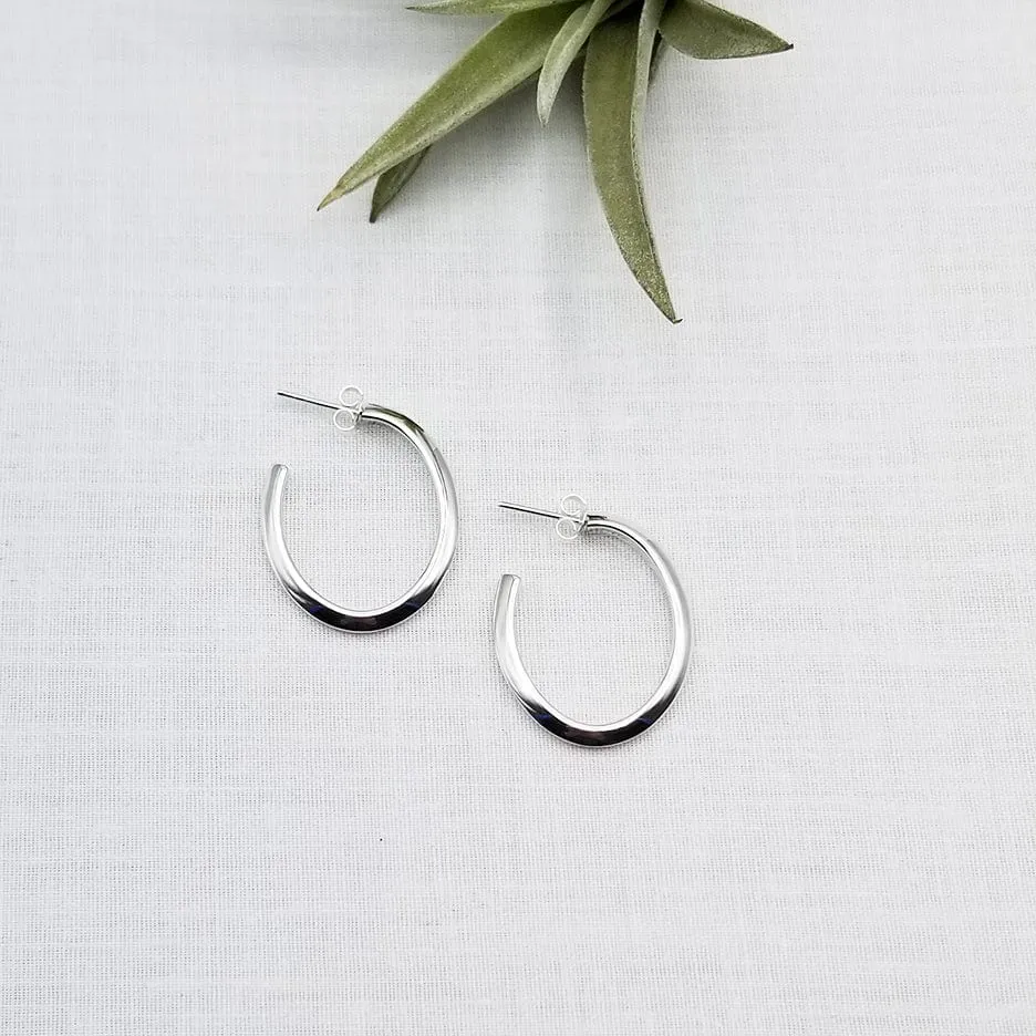 STERLING SILVER KNIFE EDGE OVAL HOOP