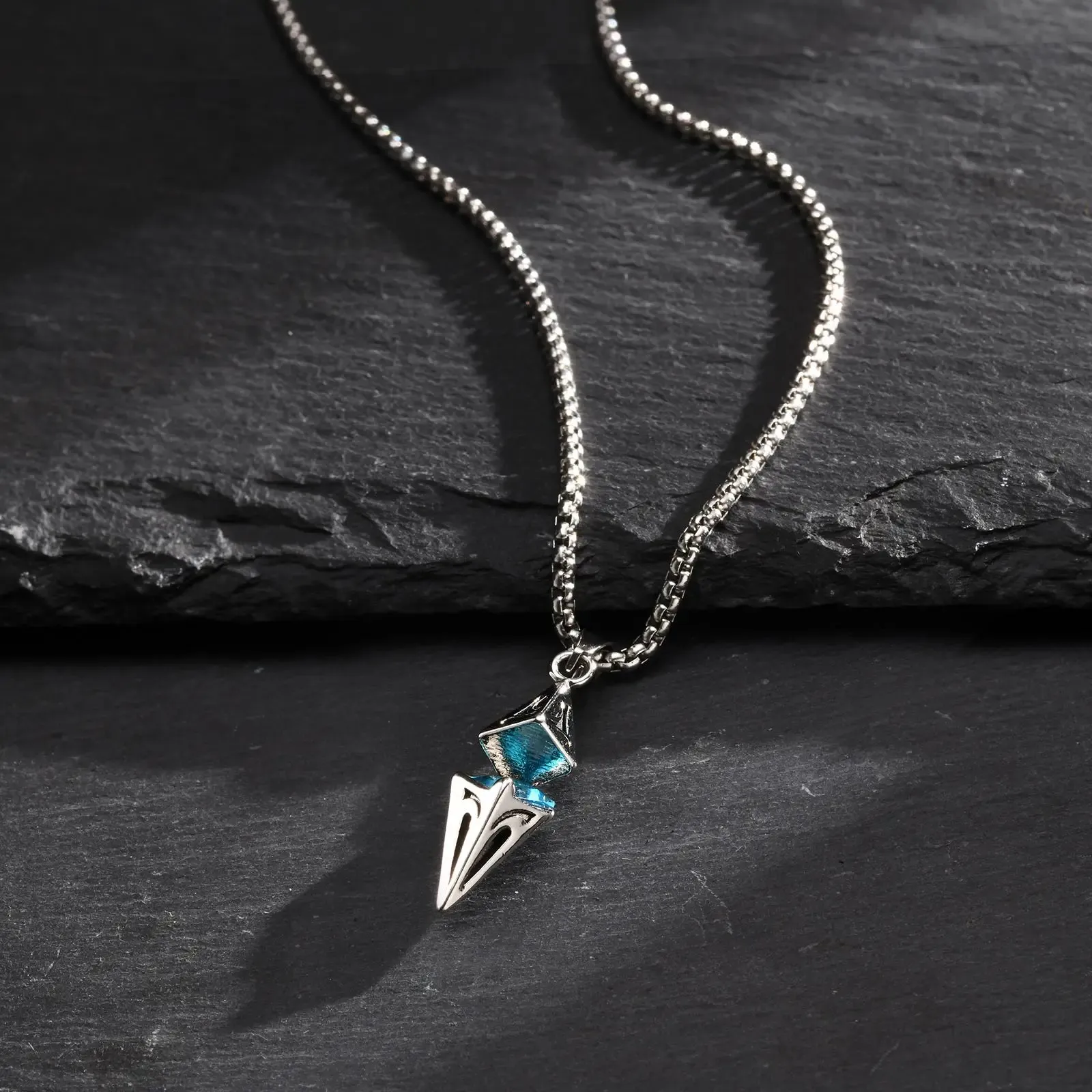 Stylish Blue Stone Necklaces for Men Women Geometric Pendant