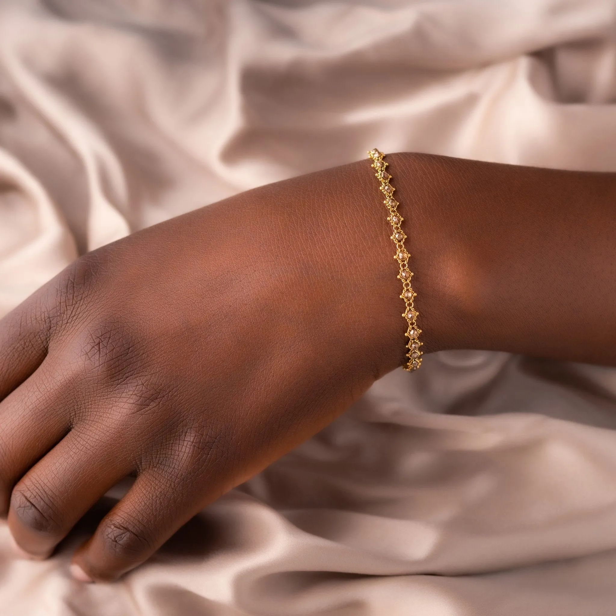 Textile Bracelet in Champagne Diamond