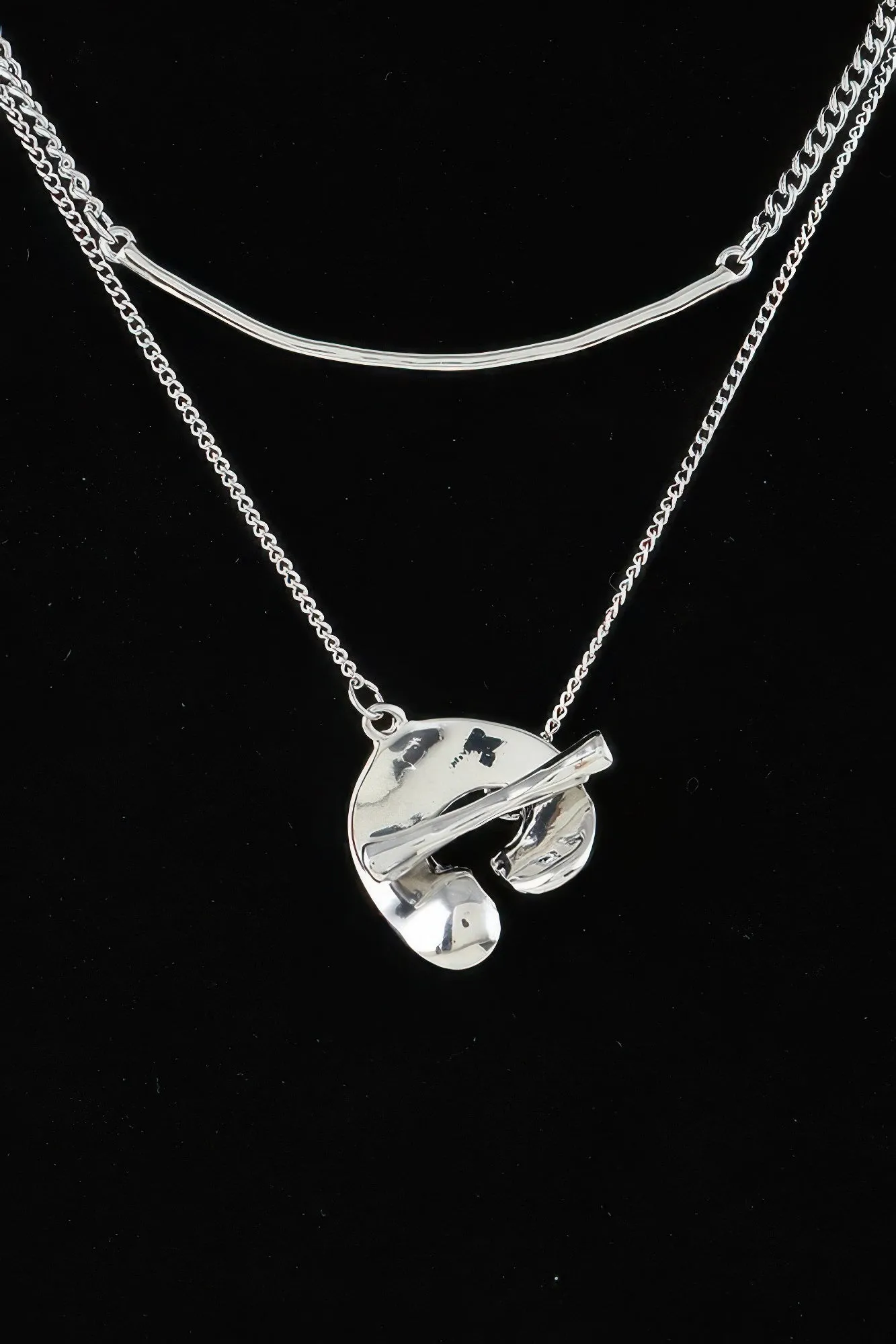 Toggle Hook Chain Necklace