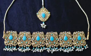 Tourquise Choker Style Necklace with Tikka