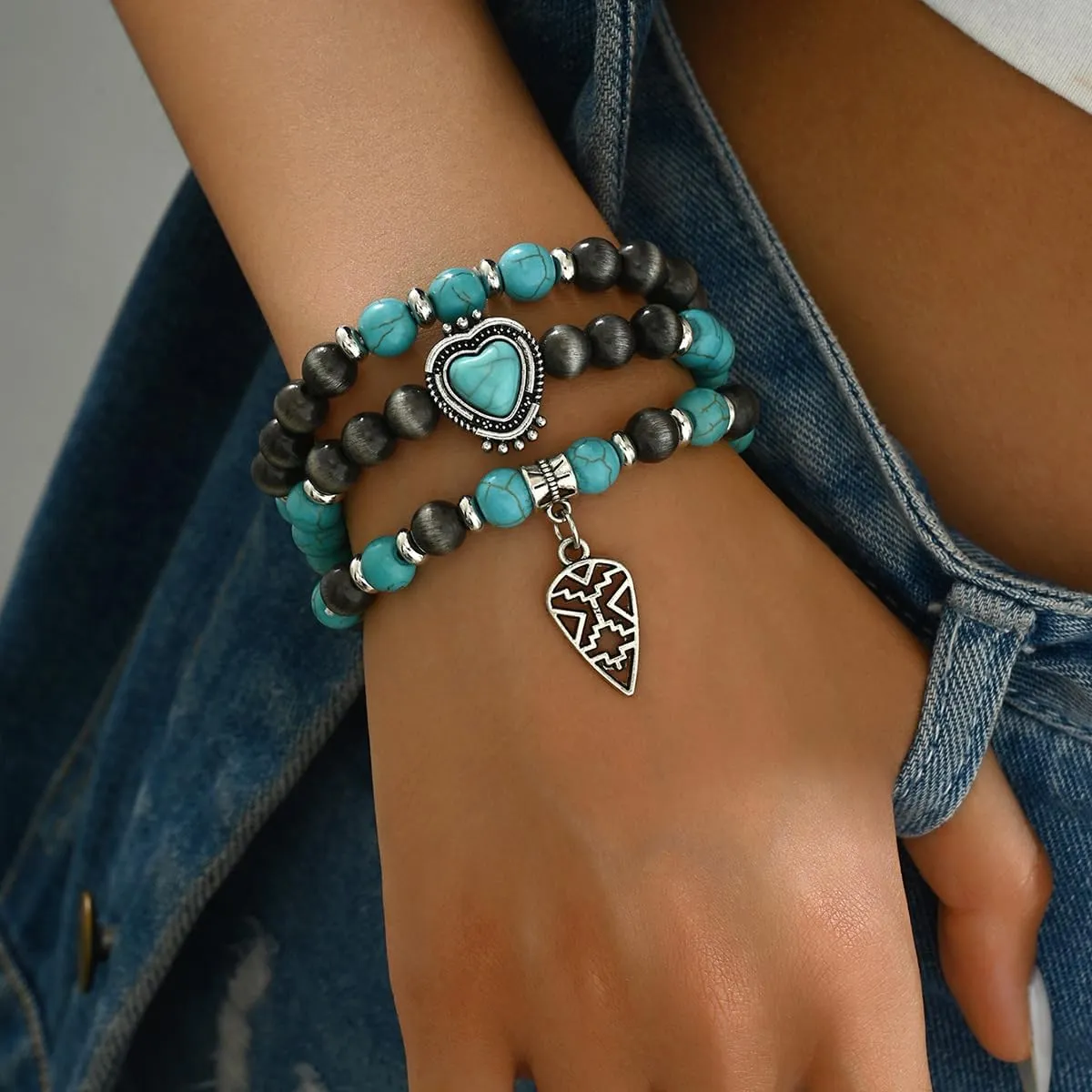 Turquoise Western Cowgirl Bracelets for Women Handmade Stackable Turquoise Beaded Stretch Bracelet Vintage Rodeo Western Jewelry Set Country Cowboy Outfit Accessories