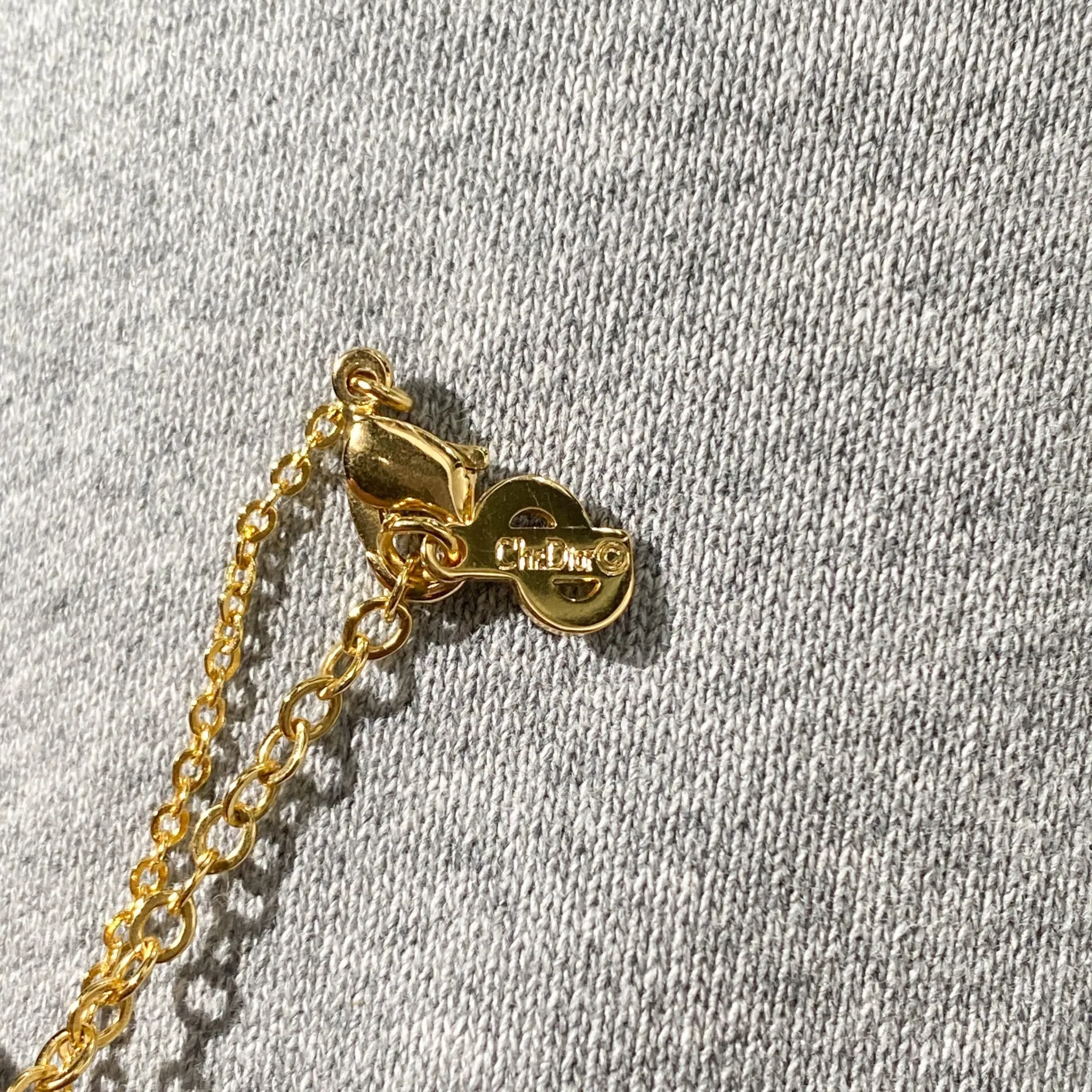 Vintage Dior Heart Shaped Rhinstones Logo Plate 43cm Gold Necklace