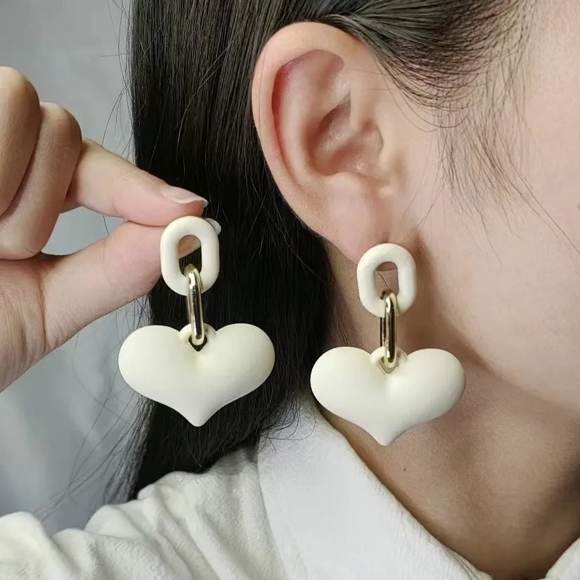 Wholesale Love Acrylic Simple Gold Buckle Chain Earrings