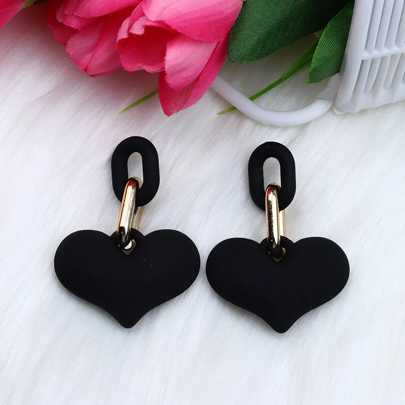 Wholesale Love Acrylic Simple Gold Buckle Chain Earrings