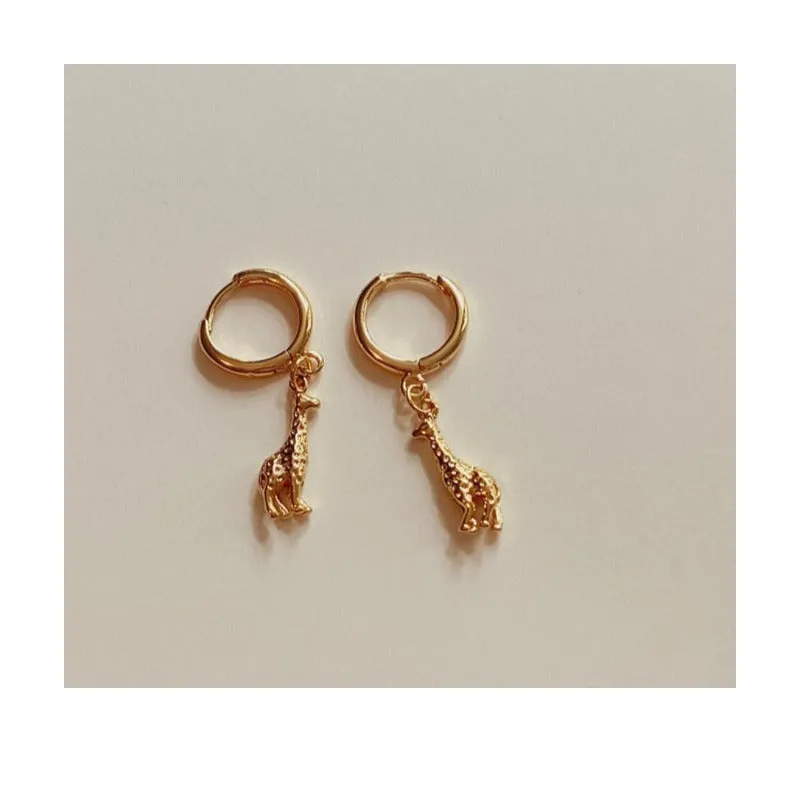 Wholesale Simple Small Gold Fashionable Animal Series Earrings