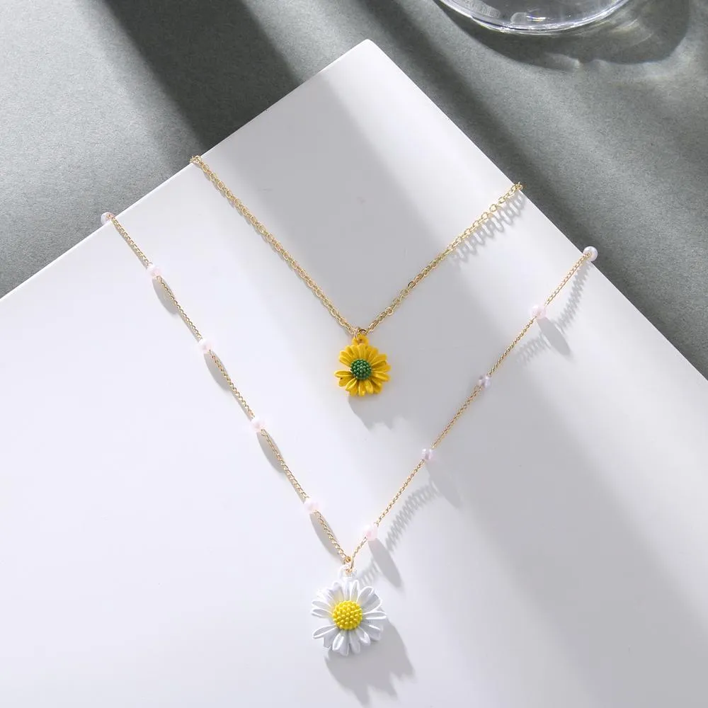 Women's Daisy Multi-layer Beads Exquisite Personality Jewelry Classic Fashion Gift Necklace